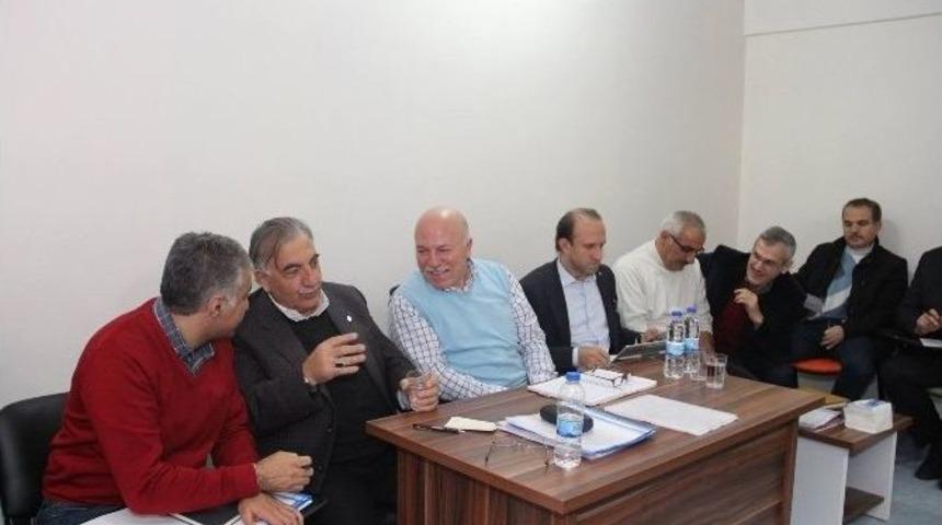 Sekmen Mutarlarla Toplantı Yaptı