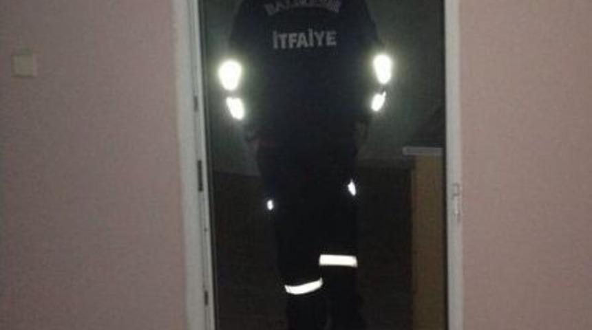 Balıkesir&rsquo;de Kedi Kurtarma Operasyonu