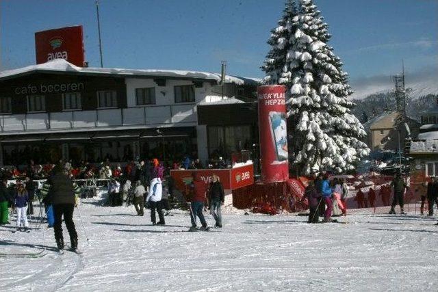 Tatilciler Uludağ’a Akın Etti