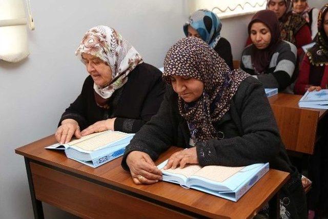Şehitkamil Sosyal Tesislerinde Kur’an Eğitimi Devam Ediyor 1