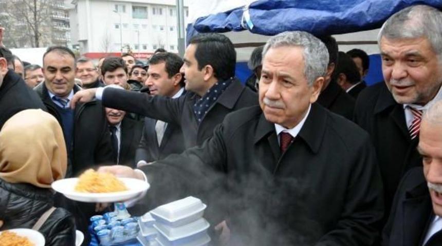 Arın&ccedil;, Kırşehir'de 'ahi Pilavı' Dağıttı