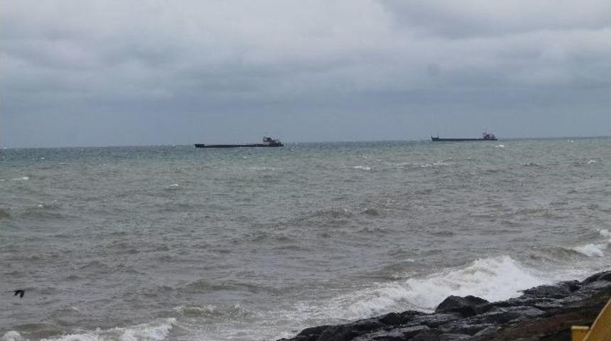 Trabzon&rsquo;da Olumsuz Hava Şartları Nedeniyle Balık&ccedil;ılar Denize A&ccedil;ılamadı