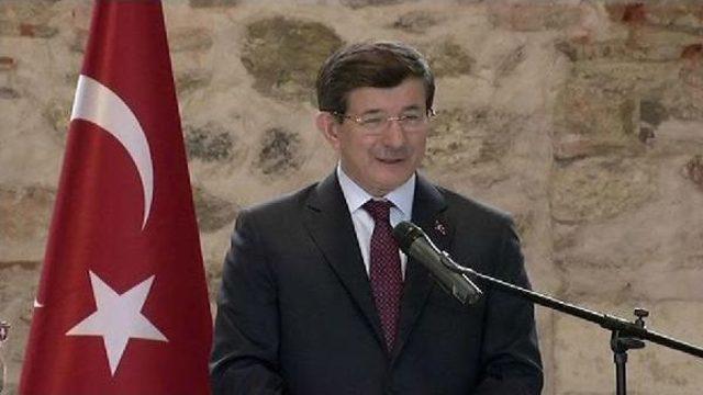 Davutoğlu Gayrimüslim Azınlık Cemaatlerinin Temsilcileriyle Biraraya Geldi