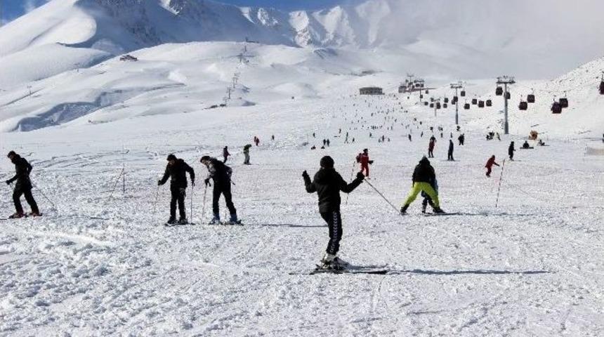 Yılbaşında Erciyes&rsquo;teki Oteller Doldu
