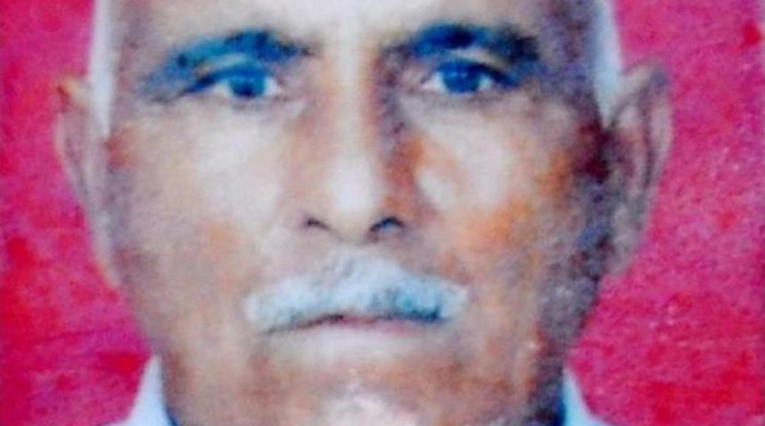 Tur Midib&uuml;s&uuml;n&uuml;n &Ccedil;arptığı Yaya &Ouml;ld&uuml;