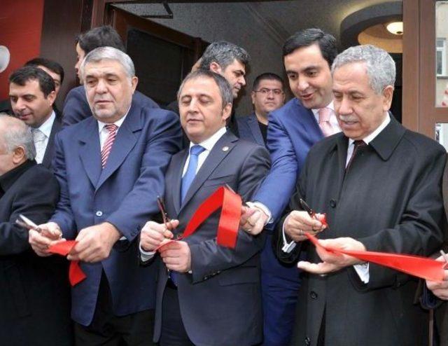 Başbakan Yardımcısı Arın&ccedil;, Ahi Pilavı Dağıttı  (2) 1