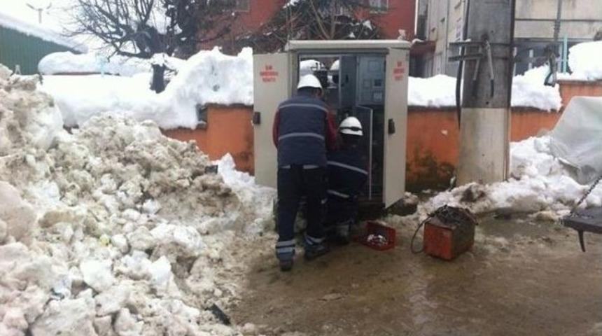 Yoğun Kara Rağmen Uedaş Ekipleri İmdada Yetişti