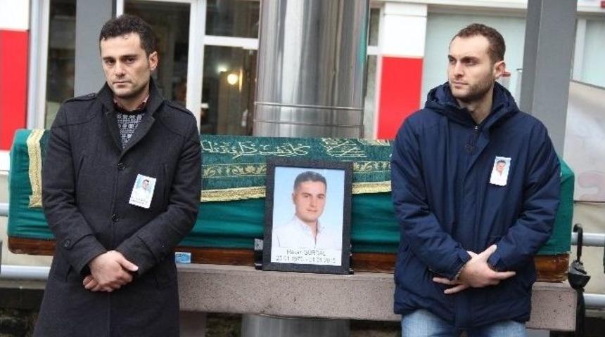 Yılbaşı Akşamı Kazada &Ouml;len Gen&ccedil; Toprağa Verildi