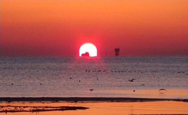 Silivri’de Deniz Çekilmesi İddiası