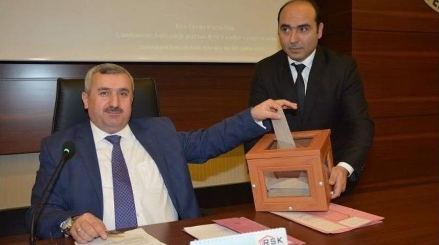 K&ouml;rfez Belediyesi Yılın İlk Meclisini Ger&ccedil;ekleştirildi