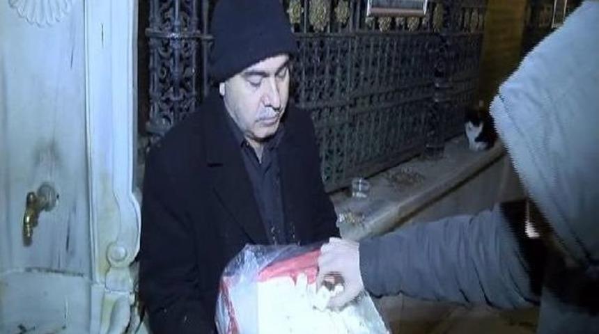 Ey&uuml;p Sultan Camii'nde Mevlit Coşkusu