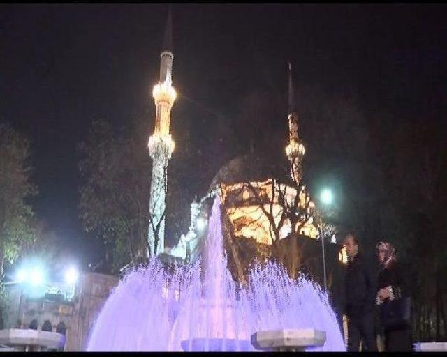 Ey&uuml;p Sultan Camii nde Mevlit Coşkusu 1