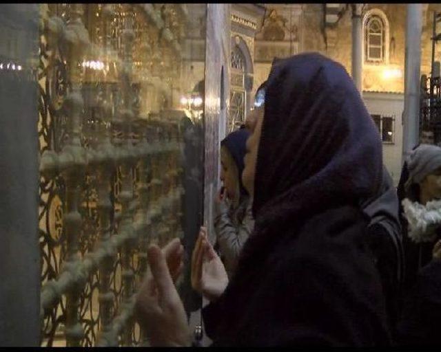 Ey&uuml;p Sultan Camii nde Mevlit Coşkusu 2