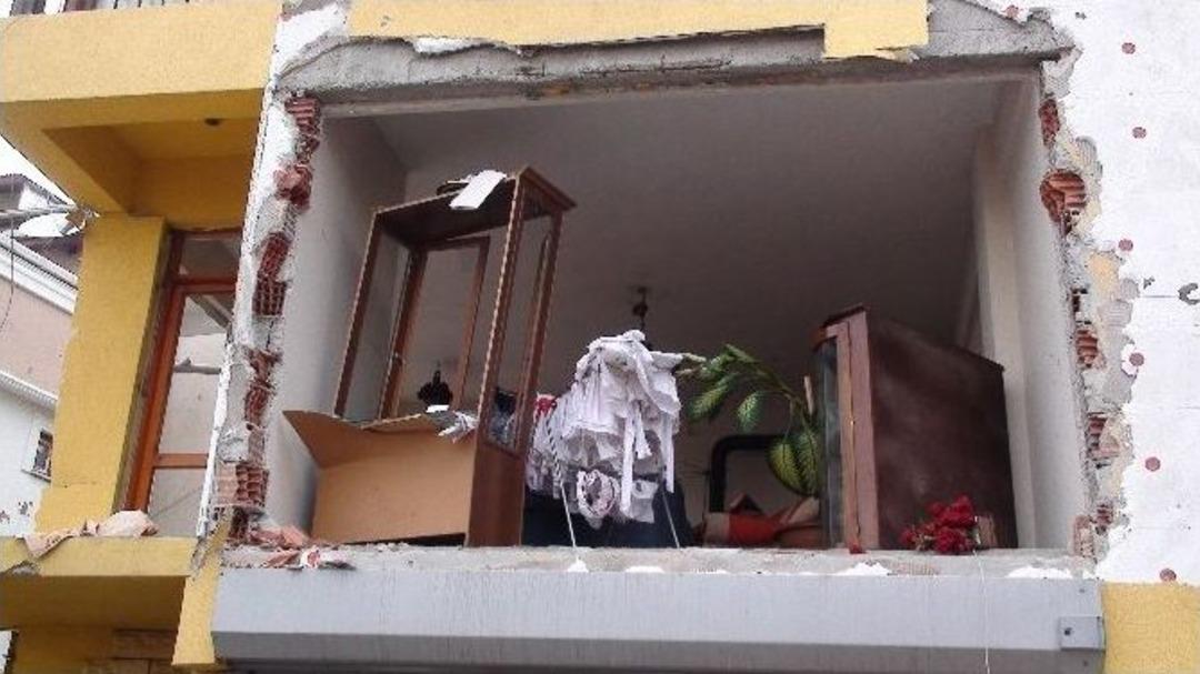 Tuzla&rsquo;da Doğalgaz Patlaması