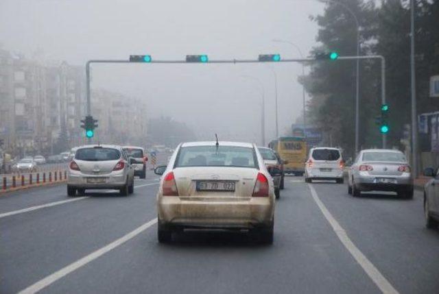 Şanlıurfa’Da Sis Etkili Oluyor 1