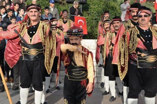 Mersin in Gurur G&uuml;n&uuml; Kutlandı 2