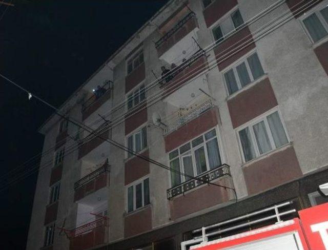 Yangında Mahsur Kalanları İftaiye Kurtardı 2