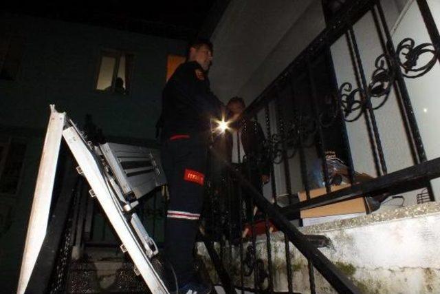 Elektrik Kablosundan &Ccedil;ıkan Yangın Korkuttu 1