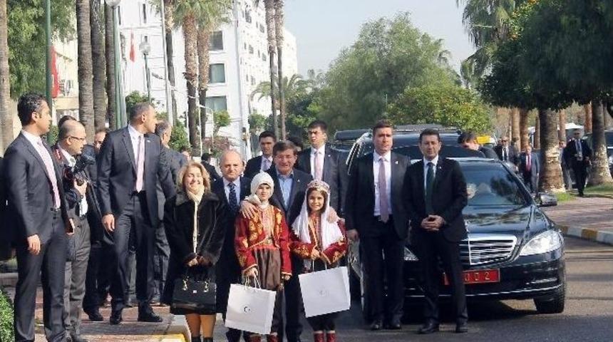 Başbakan Davutoğlu Mersin&rsquo;de
