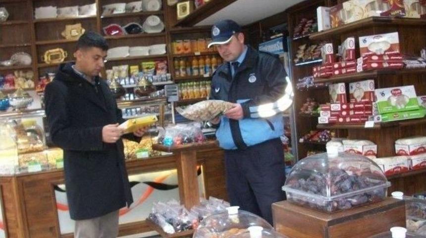 Yiyecek Maddesi Satan İş Yerleri Denetlendi