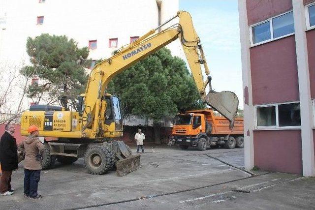 Büyük Samsun Oteli’nin Yıkımına Başlandı