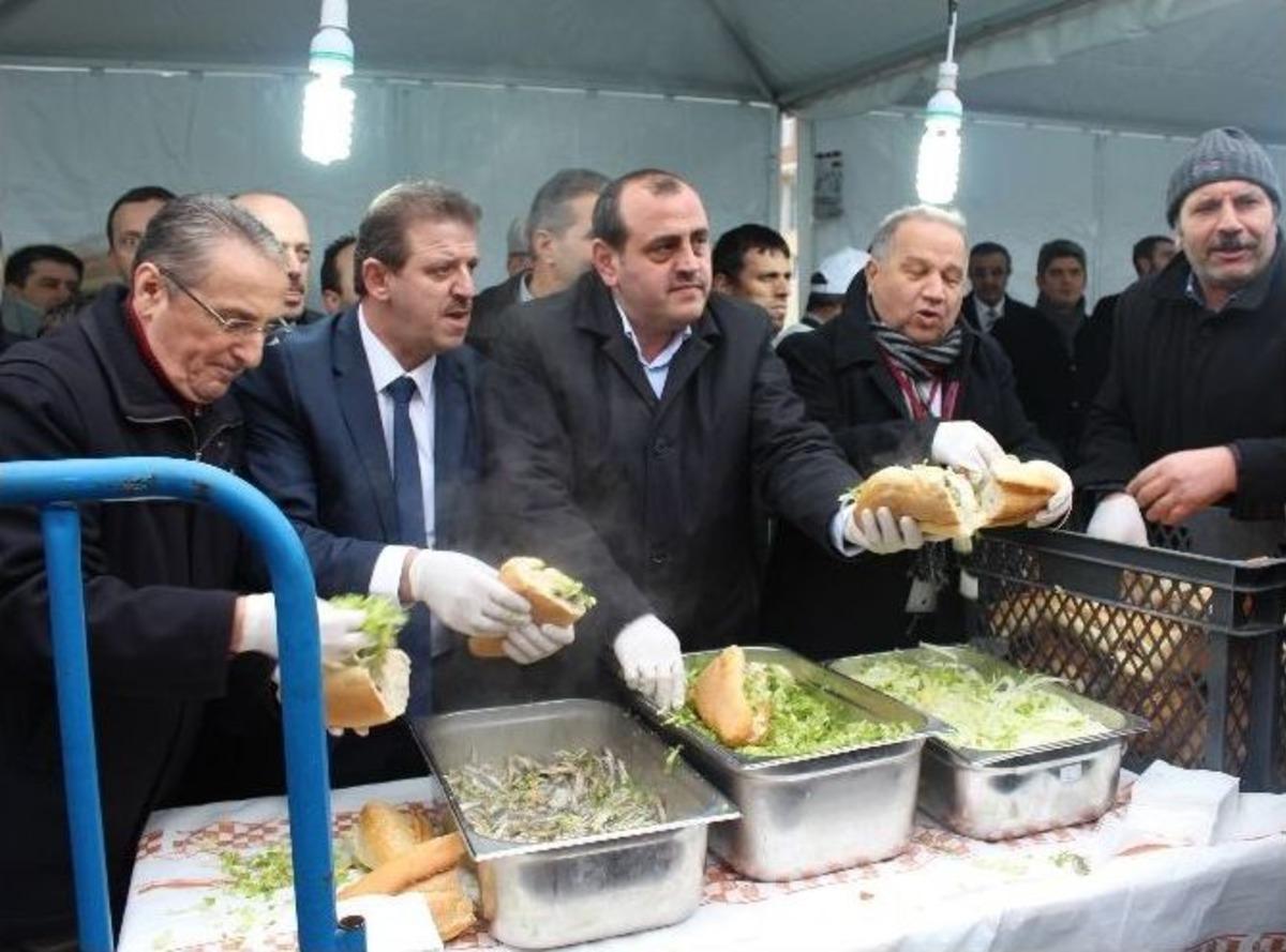 Gaziosmanpaşa&rsquo;da 10 Ton Hamsi İkramı