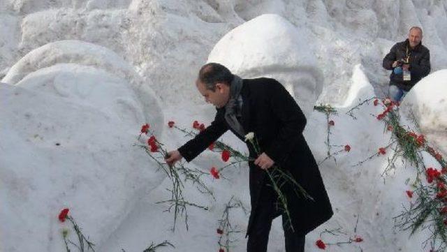 Gençlik Ve Spor Bakanı Kılıç, Sarıkamış'ta Kardan Heykelleri Açtı