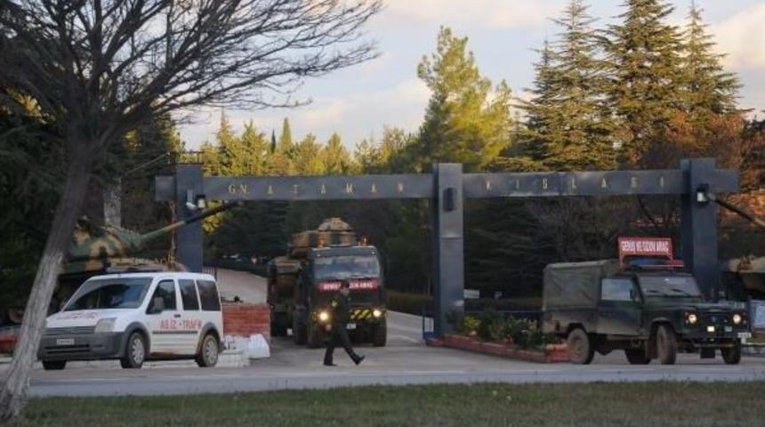 Ka&ccedil;ak Peşinde Sınırı Ge&ccedil;en Astsubay &Ouml;zg&uuml;r, Işid'in Elinde Mi? (2)
