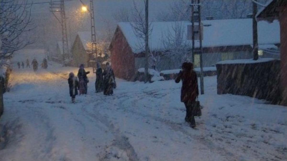 Bitlis&rsquo;te Kar Yağışı