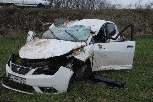 Otomobil Tarlaya U&ccedil;tu 1