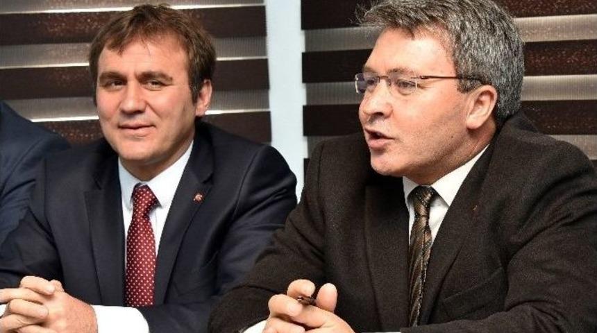 Milletvekili &Uuml;st&uuml;n&rsquo;den Değerlendirme Toplantısı