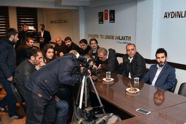 Milletvekili &Uuml;st&uuml;n&rsquo;den Değerlendirme Toplantısı 1