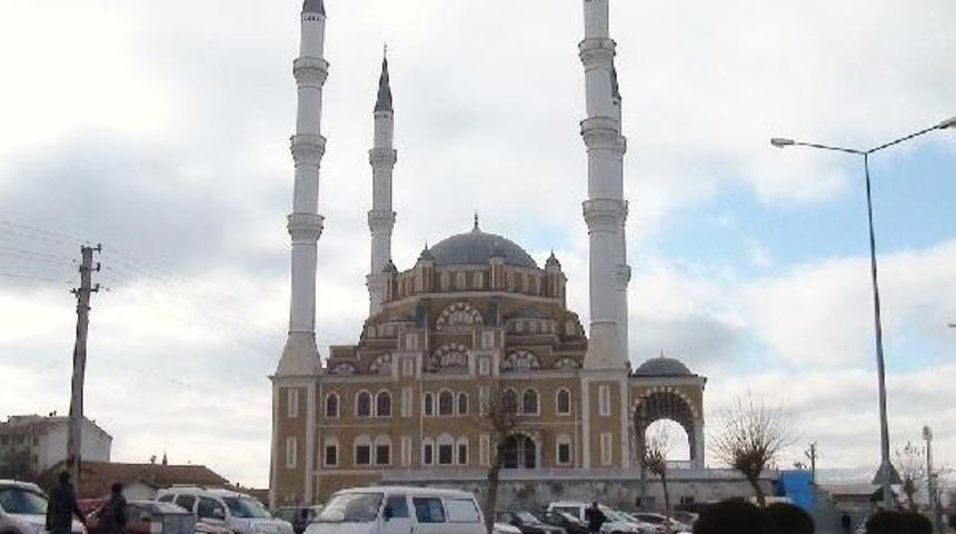 Selimiye Camisinin Benzeri &Ccedil;orum'da Yapıldı