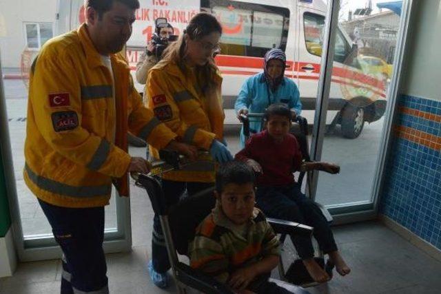 Oynarken Soba Borularını Çıkartan İki Kardeş Anneleriyle Birlikte Zehirlendi