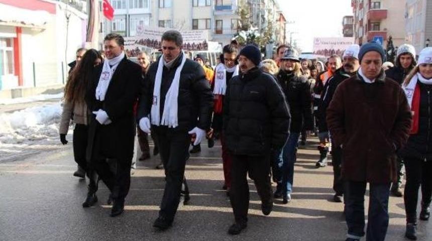 Bolu'da, Sarıkamış Şehitleri İ&ccedil;in Y&uuml;r&uuml;d&uuml;ler