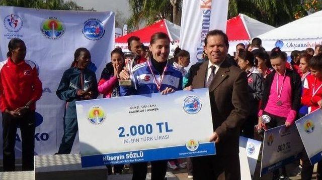 5 Ocak Adana Uluslararası Kurtuluş Yarı Maratonunu Kenyalı Atletler Kazandı