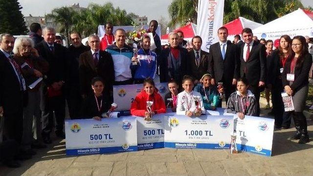 5 Ocak Adana Uluslararası Kurtuluş Yarı Maratonunu Kenyalı Atletler Kazandı