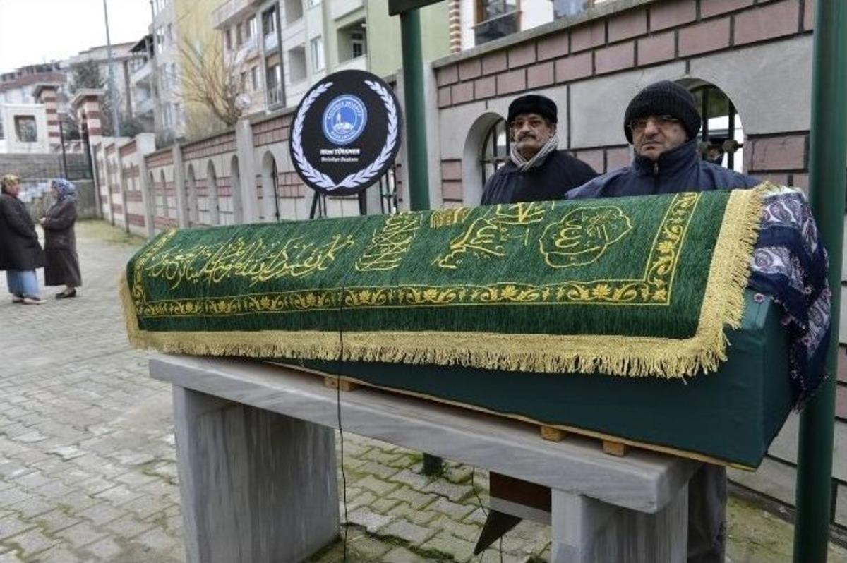 Mustafa Kara&rsquo;nın Annesi Senem Kara Son Yolculuğuna Uğurlandı