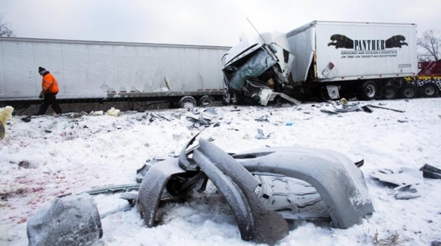 200 ara&ccedil; birbirine girdi