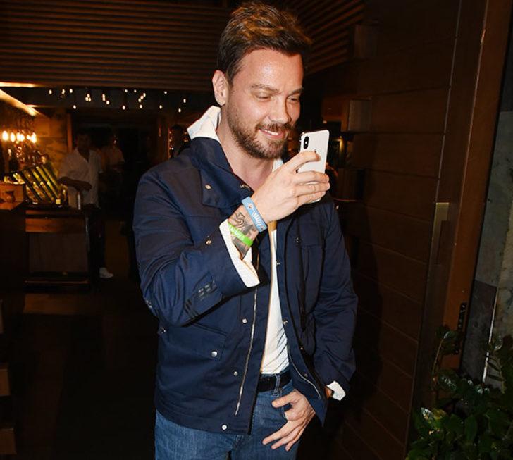 İlişkiyi doğruladı! 11 yaş küçük  G5