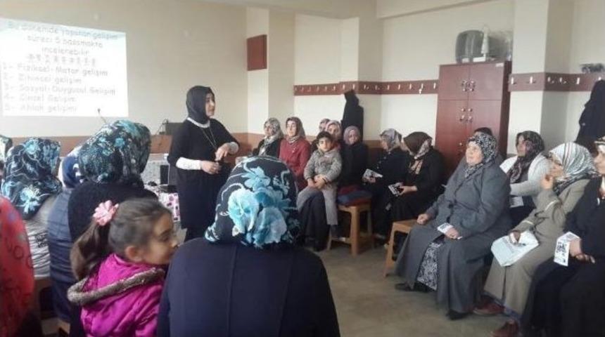 Ak&ccedil;adağ&rsquo;da Bilin&ccedil;li Veli Ve Aile İ&ccedil;i Etkili İletişim Semineri