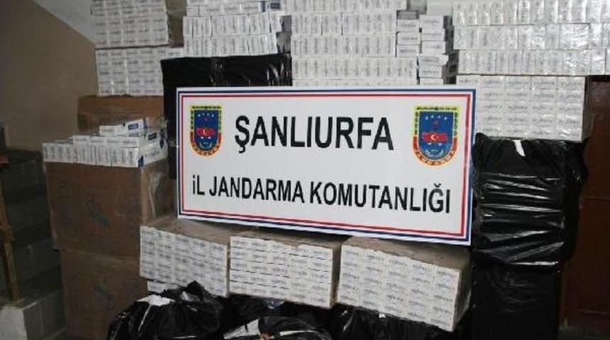 Kamyon Kasasında 20 Bin Ka&ccedil;ak Sigara