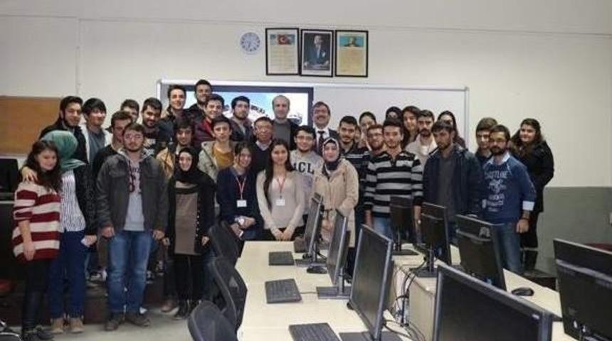 Kırgız Akademisyen Amasya &Uuml;niversitesi&rsquo;nde Ders Verdi