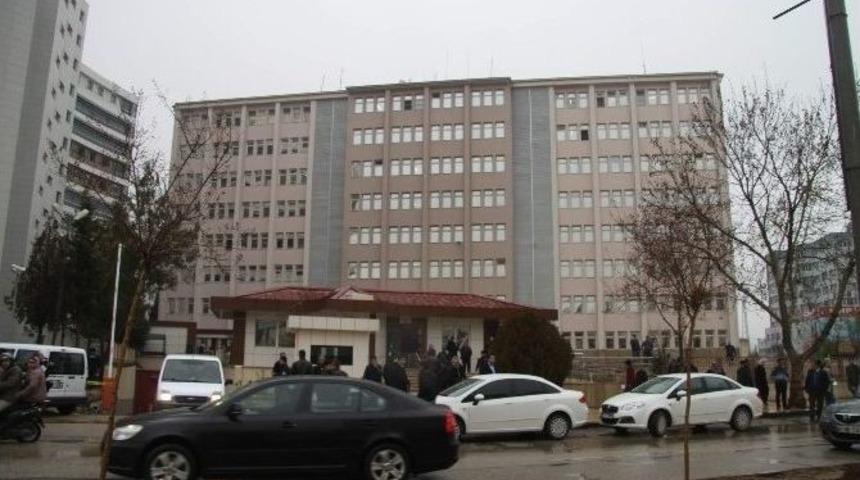 G&ouml;zaltına Alınan Bazı Polisler Gaziantep&rsquo;e Getirildi