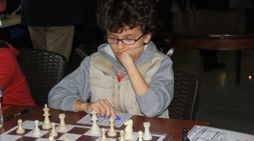 Satran&ccedil; Tutkunları Buca&rsquo;da Buluşacak