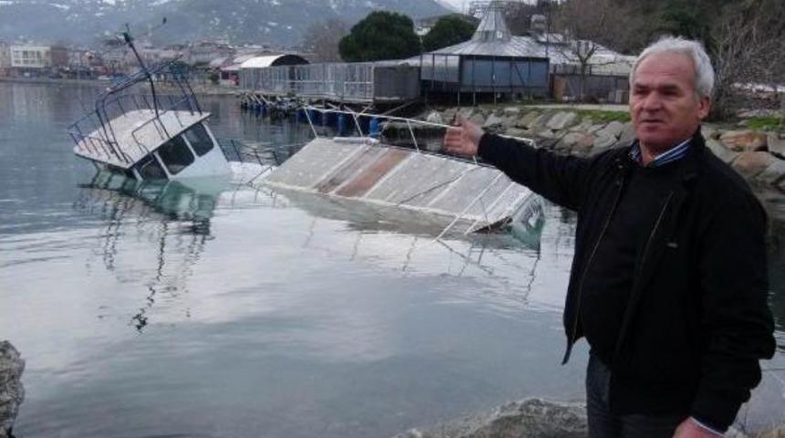 Fırtına, Balık&ccedil;ının Ekmek Teknesini Batırdı