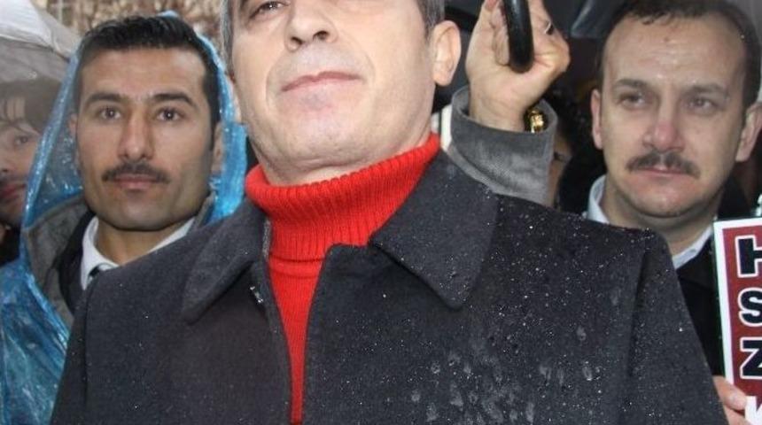 Kendisi Gelip Teslim Oldu