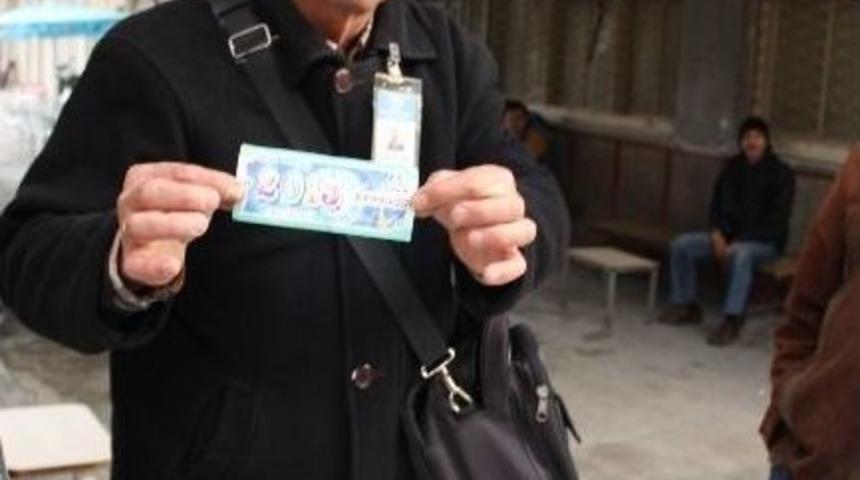 B&uuml;y&uuml;k İkramiyeyi Verdi, Kendisine Amorti &Ccedil;ıktı