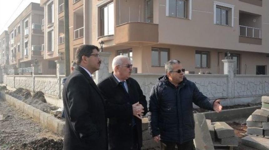 Başkan &Ccedil;elik Mahallelerdeki &Ccedil;alışmaları İnceledi