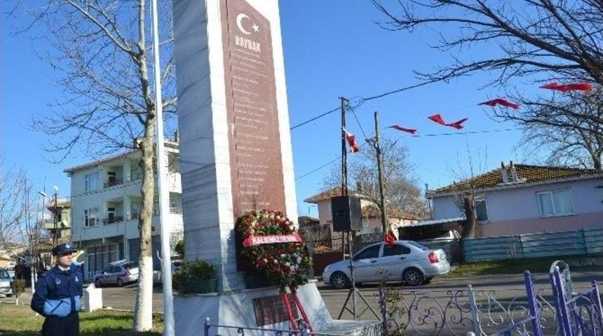 &lsquo;bayrak Şairi&rsquo; Arif Nihat Asya &rsquo;bayrak Şiiri&rsquo; İle Anıldı